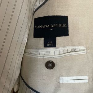 Men’s beige linen suit jacket 42R Banana republic
